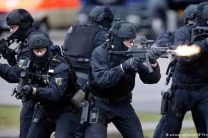 سلطات أمنية: التحقيقات التي أعقبت هجمات باريس قادت إلى خلية داعش النائمة في ألمانيا