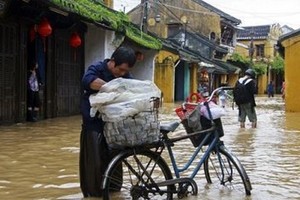 مفقودان جراء اندفاع هائل للمياه من سد في وسط فيتنام