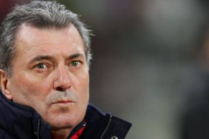 الفرنسي لومير يصل الجزائر تمهيدا لتدريب شباب قسنطينة