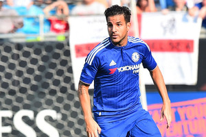 كونتي: على فابريغاس تحسين أدائه الدفاعي