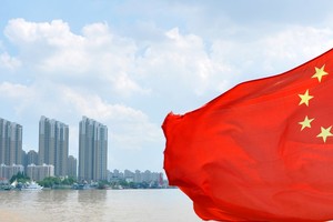 الصين تطلق سراح كندي كانت تشتبه بقيامه بالتجسس