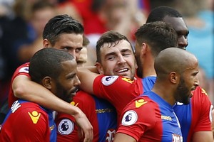 فوز كريستال بالاس وساوثهامتون في 'البريميرليغ'