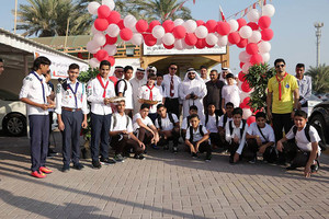 كشافة الدراز البحرية تشارك في حفل استقبال الطلبة الجدد