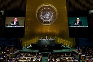 بان كي مون يعلن عن مزيد من الحقوق للمهاجرين في اتفاق جديد