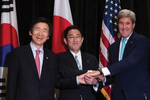 وزراء خارجية أميركا واليابان وكوريا الجنوبية يناقشون تشديد العقوبات على بيونجيانج