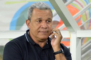 'الفيصلي السعودي' ينفي اقتراب المدرب البرازيلي انجوس من الرحيل