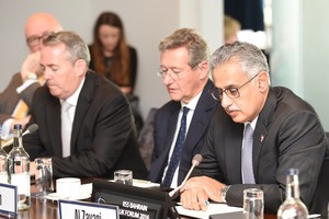المنتدى البحريني البريطاني 2016 يناقش 'الجيو-اقتصاديات المتغيرة لمجلس التعاون والمملكة المتحدة'    