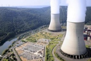 بريطانيا توقع اتفاق بناء أولى محطاتها للطاقة النووية في عقود