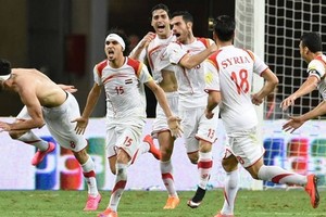 تغييرات في منتخب سورية قبل لقاء الصين بتصفيات مونديال 2018