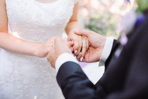 بالفيديو...حفل زفاف غجري فاخر