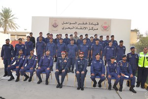 قائد خفر السواحل يفتتح دورة الغوص التأسيسية العاشرة المشتركة