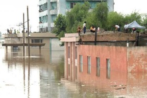 الصليب الأحمر: الفيضانات تؤثر على 600 ألف شخص في كوريا الشمالية