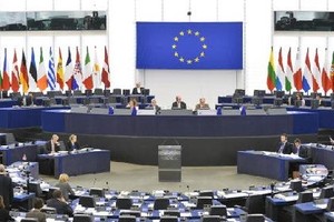 البرلمان الأوروبي يوافق على تصديق الاتحاد الأوروبي على اتفاقية باريس للمناخ