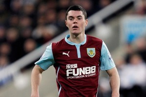 كين بدلا من جونسون المصاب في تشكيلة انجلترا