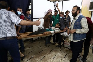 عرض ضوئي بمستشفى سويسري لمحاكاة قصف المستشفيات في حلب