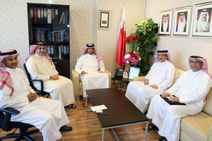 الحاج يطلع على برامج وأنشطة واحتياجات نادي اتحاد الريف