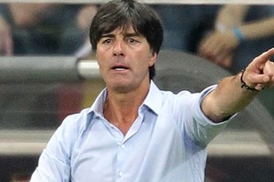 مدرب منتخب ألمانيا يرفض اقتراحا بزيادة عدد المنتخبات المشاركة في المونديال