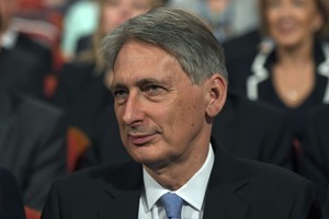 هاموند يعتزم طمأنة وول ستريت بشأن المركز المالي العالمي لبريطانيا