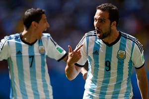 دي ماريا وهيغواين يعترفان بمعاناتهما الكبيرة بعد الخسارة من تشيلي في نهائي كوبا أميركا