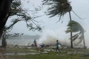 ملايين السكان يخلون المناطق الساحلية في فلوريدا وجورجيا وساوث كارولينا تحسبا للإعصار 'ماثيو'