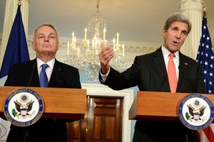كيري: أعمال روسيا وسورية تستدعي تحقيقاً في جرائم حرب