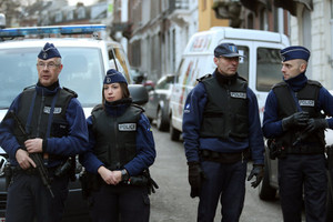 الشرطة البلجيكية فوتت 13 فرصة لكشف منفذي اعتداءات باريس