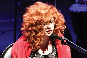 لينا شماميان غنت في الكويت... فأفرحت وأبكت