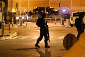 وفاة اسرائيليين جراء اصابتهما في هجوم بالرصاص في القدس الشرقية