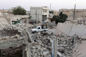 نائب وزير الخارجية التشيكي في دمشق: نسعى للمساهمة في حل سريع للأزمة السورية