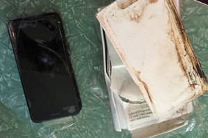 الصور الكاملة لانفجار هاتف 'iPhone 7'