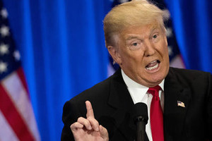 ترامب كان يعتقد أن علاقاته النسائية ستبعده عن السياسة