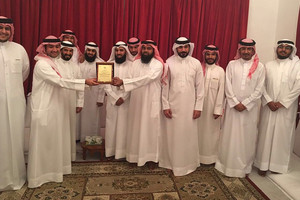 'الهداية الاسلامية' تكرم الشيخ سلمان بن حمد آل خليفه على دعم الجمعية