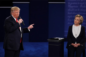 كلينتون وترامب لم يتصافحا في بداية المناظرة الرئاسية الثانية