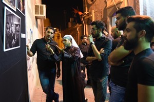 بالصور... الوداعي يفتتح المعرض الأول لعدسة عاشوراء