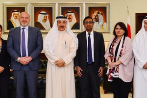 حميدان يؤكد عمق العلاقات البحرينية البريطانية وأهمية تبادل الخبرات في 'العمل الخيري'