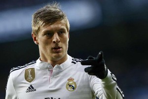 كروس يمدد عقده مع ريال مدريد حتى 2022