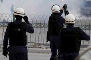 قوات الأمن تفرق مسيرة بدون إخطار باتجاه المنامة عصر اليوم