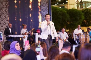  راغب علامة يقدم حفل مبهر في افتتاح أسبوع ياس مول للموضة
