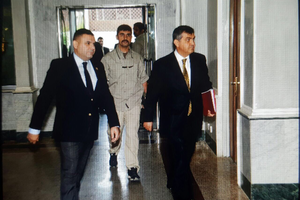 بالفيديو... الخارجية العراقية تسلم السفير التركي مذكرة احتجاج