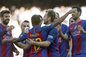 بالفيديو والصور... برشلونة يحتفل بعودة ميسي بفوز كبير على ديبورتيفو في الدوري الأسباني