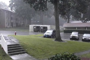 رياح شديدة وأمطار تجتاح شمال غرب الولايات المتحدة وانقطاع الكهرباء عن الآلاف