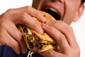 دراسة: اكتساب عادات الأكل السيئة قد يبدأ في رياض الأطفال