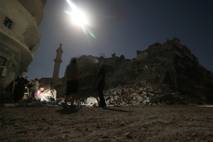 بريطانيا وأميركا تدرسان عقوبات إضافية على الأسد ومؤيديه