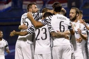 يوفنتوس ضيفاً على ليون في دوري الأبطال