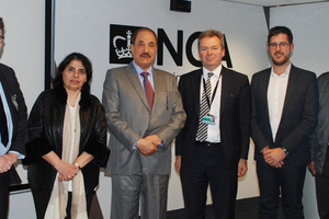 وزير العمل يترأس وفداً بحرينياً في زيارة للمملكة المتحدة