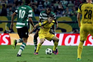 بالفيديو... بوروسيا دورتموند يعود من لشبونة بالنقاط الثلاث في دوري أبطال اوروبا