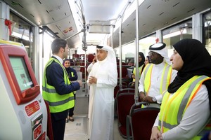 وزير 'المواصلات': أكثر من 13 مليون راكب منذ بدء تشغيل حافلات النقل الجماعي