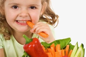 كافئوا أطفالكم ماديّاً ليأكلوا الخضراوات