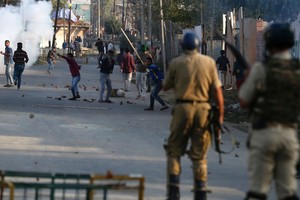 باكستان تعلن مقتل مدني في إطلاق نار من قوات هندية في كشمير