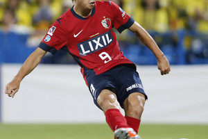 كولن يمدد عقد الياباني اوساكا حتى 2020